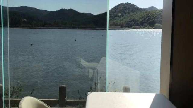 貼玻璃隔熱膜的方法是什么？